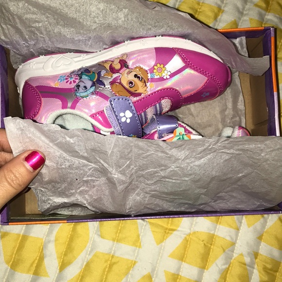 Paw Patrol girls Velcro sneakers that light up - Picture 6 of 8